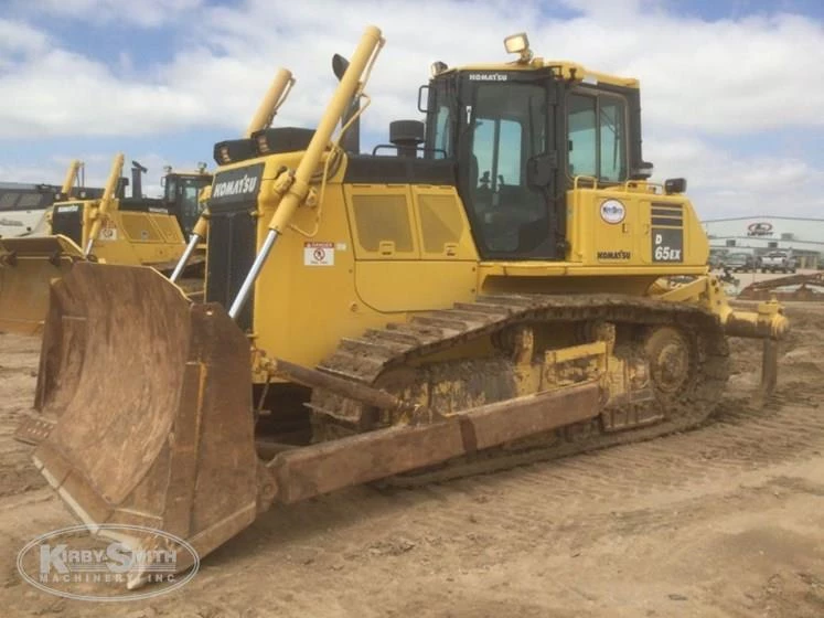 Used Dozer in yard for Sale